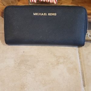 Michael Kors wallet